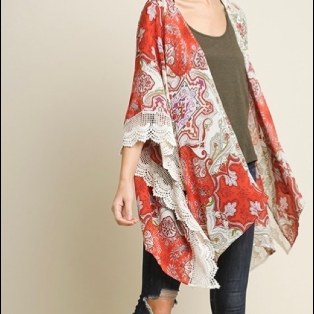 Umgee Red Paisley Lace Trim Kimono Wrap
